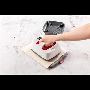 Cricut EasyPress Mat, Protective Heat-Resistant Mat [8" x 10"]